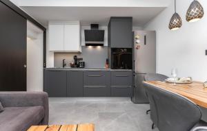 Cozy Apartment In Drage With Sauna