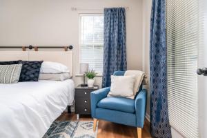 Charming Upstairs Apt Irmo 3BR