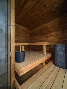 Luxury Mountain Apartment with Private Sauna and Underground Parking