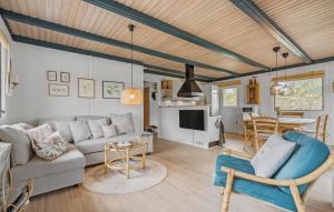 3 Bedroom Awesome Home In Skjern