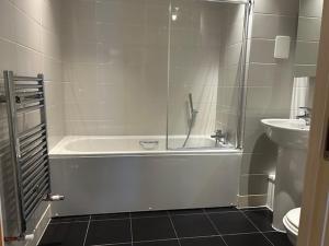 Spacious Single Room