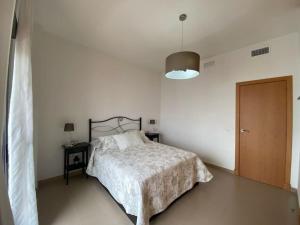 Apartamento en complejo residencial con piscina