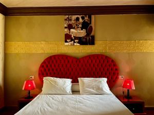 Lux Living Overlooking The Nile