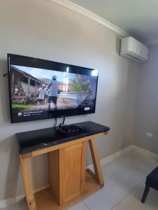 Contemporary One Bedroom at Sandcastles