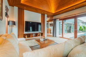 Bangtao Boutique Villa