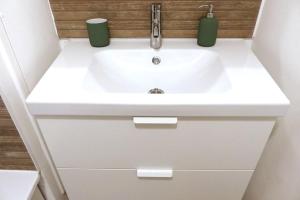 Appartements Appartement avec 2 chambres et parking prive : photos des chambres