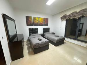 2 En-suite Rooms, Central & Spacious