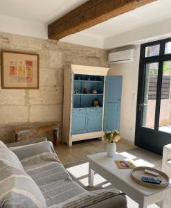 Mazet avec piscine, parking et clim dans le centre