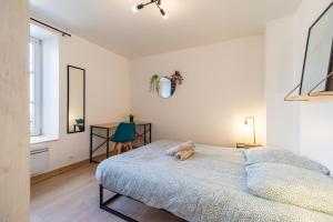 Appartements Le Spacieux Baby foot 3 chambres Parking Centre : photos des chambres