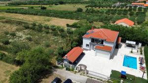 Studio Apartment with pool, Airport Zadar