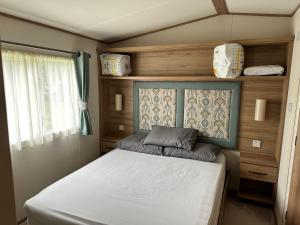 Tattershall Lakes- Lancaster Crescent