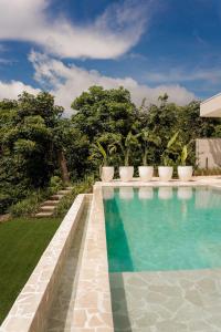 Secluded Luxury Mansion with Sleek, Modern Design, High-End Amenities, and Spectacular Views