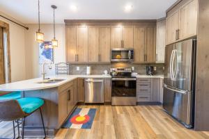 Seasons at Keystone 1819 : 100