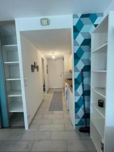 Cozy Apartment by the border