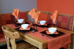 Appartement centre-ville - gîte urbain avec jardin - 3hvězdičkové hotely ve městě Bastogne