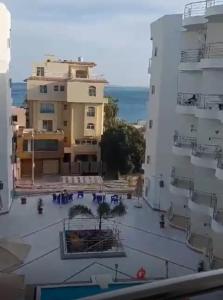 Diamond resort compound