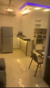 Diamond resort compound