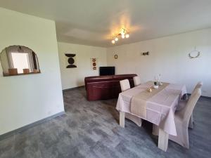 Appartements Gite calme 3 chambres a Luneville avec garage - FR-1-584-331 : photos des chambres