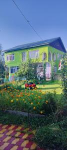 Elizabeth paying guest house Tangmarg gulmarg