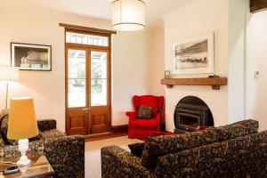 Old Duninald - Heritage House