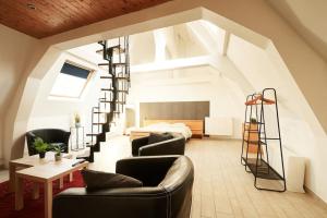 Grand studio center of Mons