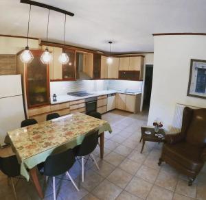 Betty s House Porto Rafti