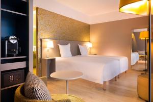 Hotels Oceania Le Jura Dijon : Chambre Deluxe Double ou Lits Jumeaux