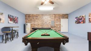Last Minute Disney Getaway! Private Pool, Hot Tub & Games Room. Book Now! #56613