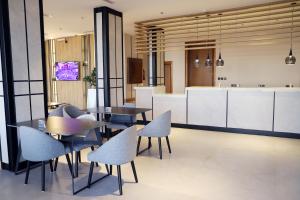 Ramadi Hotel & فندق رمادي