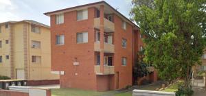 Cute & Light-filled Apartment - near Liverpool CBD