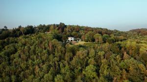 Villas Le mas du roulier, villa provencale chic, 320m2 au calme avec vue 180 sur puy de Dome : photos des chambres