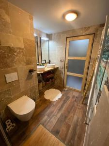 Jolie maison de campagne à la ville chez TINAT