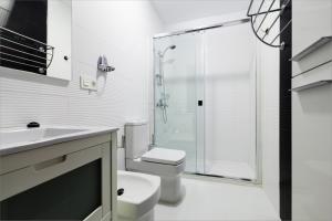 Single Room with Private Bathroom room in Hostal Arriola