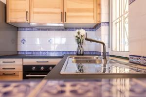 Old Village- 18B Alexander Street