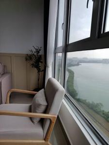 TheBreezy - LBS SKYLAKE RESIDENCE