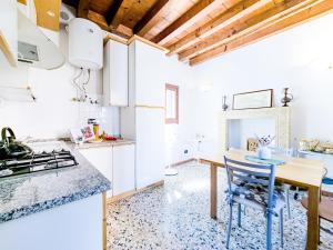 Gondoliers Suite - Venice Sweet Life