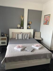 Small Oasis-Über den Dächern von Athen