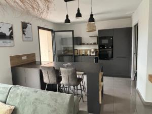 Appartt T3 moderne a qques min Du port