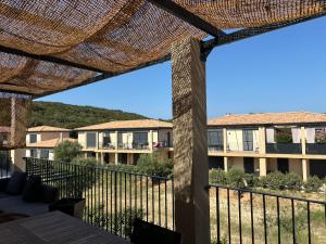 Appartt T3 moderne a qques min Du port