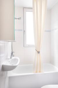 Appart'hotels Appart Hotel Residence Courcelle : Studio Économique
