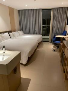 The Arena Sunrise Cam Ranh