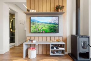 Conforto a 950m da Rua Coberta by Achei Gramado