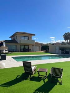 Villa Bali Torremirona Golf