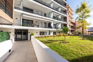 Appartements Queen Riviera : climatisation, parking, terrasse : photos des chambres