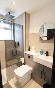 The 145 house in Swansea city centre, Train, Beach, Mumbles, Gower