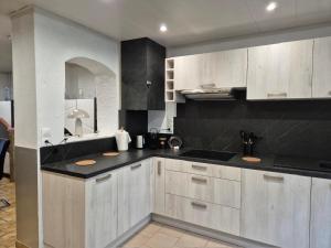Maisons de vacances Le Cocon de Karine - maison Boulogne Sur Mer : photos des chambres