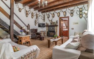 3 Bedroom Cozy Home In Algatocin