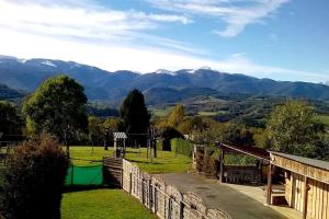 Maisons de vacances Gite ETH ARREYEN avec piscine privee et magnifique vue sur Pyrenees : photos des chambres