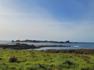 Villas Jolie Maison avec piscine interieure a 5 minutes des plages : photos des chambres