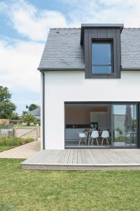 Villas Jolie Maison avec piscine interieure a 5 minutes des plages : photos des chambres